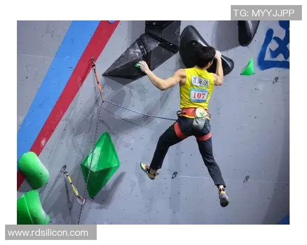 武汉攀岩队与北京攀岩队赛后复盘分析团队配合与战术执行的关键因素