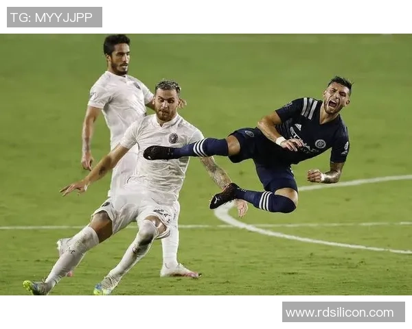 堪萨斯与伐木者的激烈对决揭示球队实力与战术的较量